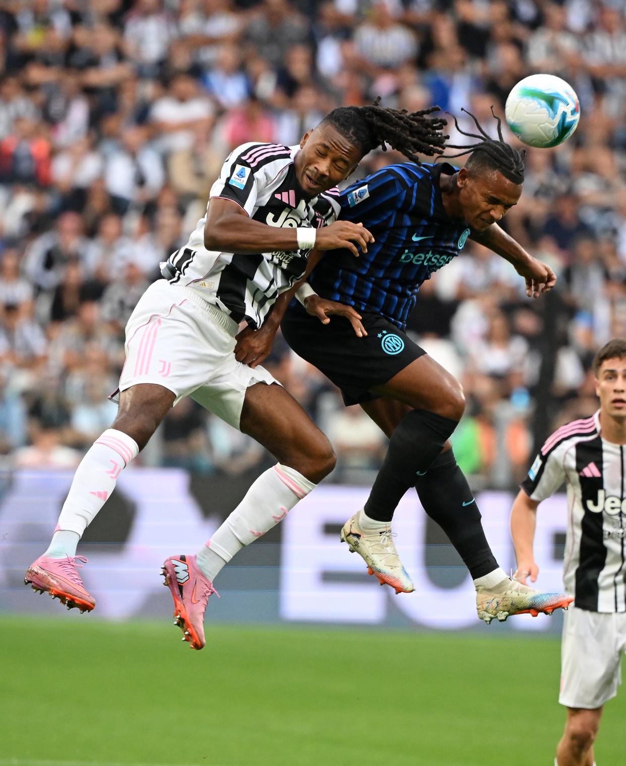 尤文图斯客场击败拜仁慕尼黑晋级 尤文图斯客场击败拜仁慕尼黑晋级