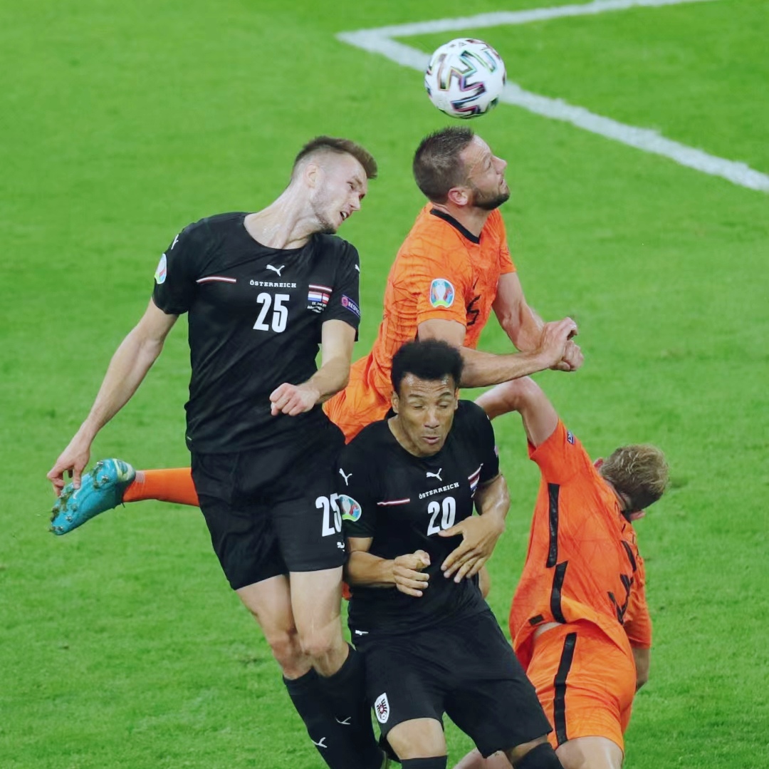 关于波兰方位战乌克兰:欧洲足球团队展开激烈角逐的信息 关于波兰方位战乌克兰:欧洲足球团队展开激烈角逐的信息