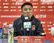 曼联客场失利主场不败纪录告终的是谁 曼联客场失利主场不败纪录告终的是谁