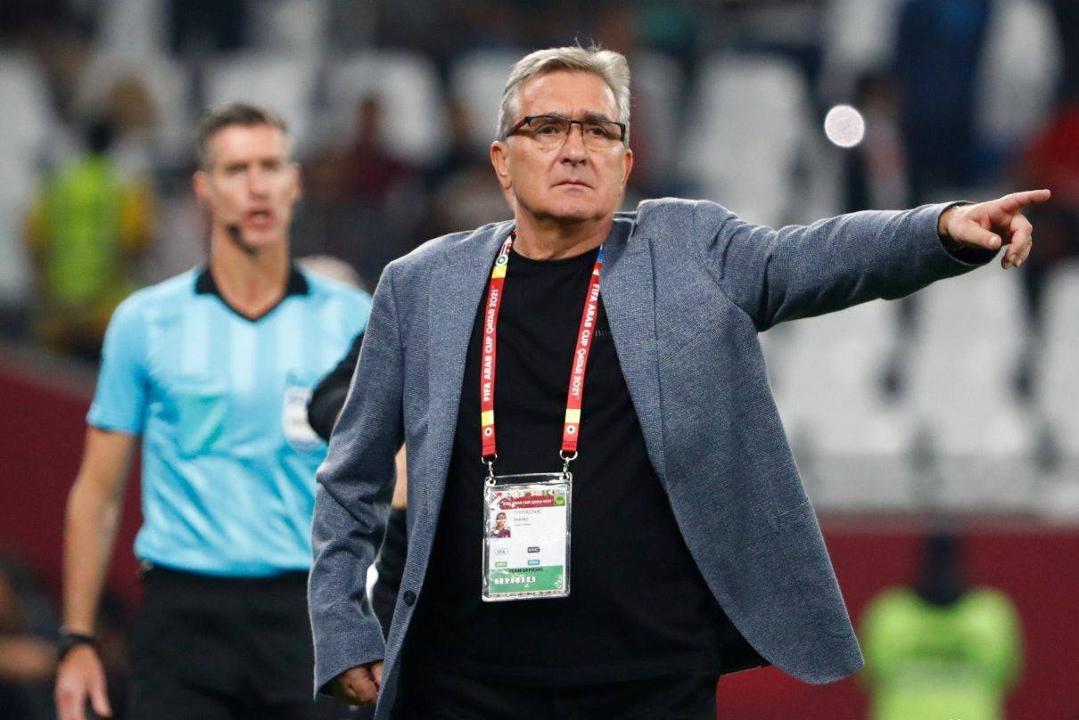 热刺俱乐部主帅对球队成绩不满，欲做出改变