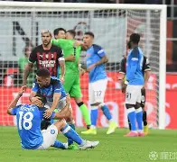 罗马客场逆转，战胜那不勒斯助力冲冠(罗马客场逆转,战胜那不勒斯助力冲冠的球员)